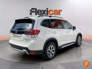 Subaru Forester 2.0i Hybrid CVT Executive