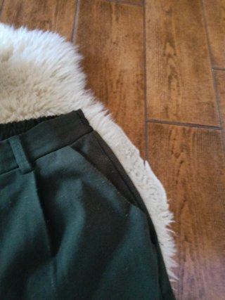 Pantalón Pinzas Stradivarius