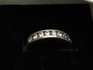 anillo oro 18k con piedra con diamante