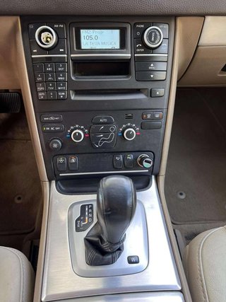 Volvo XC90 D5 200cv 7 plazas - Garantía
