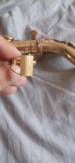 Abrazadera dorada para saxo alto soprano brancher