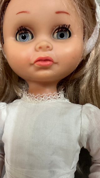 Muñeca Famosa Lourdes