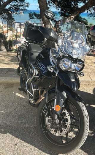 Triumph Tiger 800 XRX LOW Negra