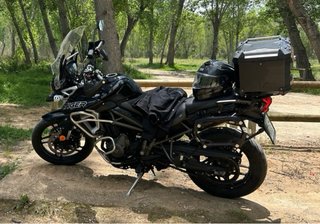 Triumph Tiger 800 XRX LOW Negra