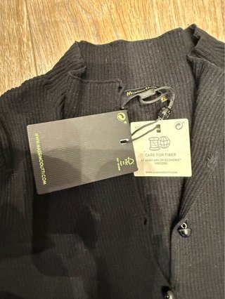 Vestido Negro Massimo Dutti Largo con Abertura