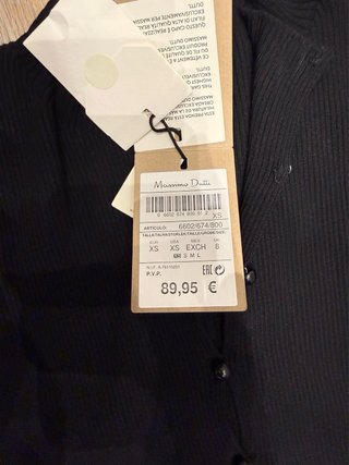 Vestido Negro Massimo Dutti Largo con Abertura