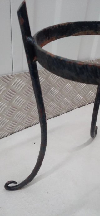 Portamacetas Elevado Hierro Forjado