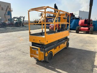 PLATAFORMA DE TIJERAS ELÉCTRICA HAULOTTE COMPACT 8