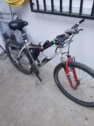 Bicicleta da montagna Decathlon uomo
