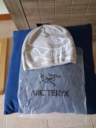 Cappellino Arc'teryx beige