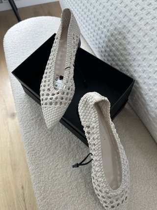 Zapatos planos Zara trenzados blancos talla 38