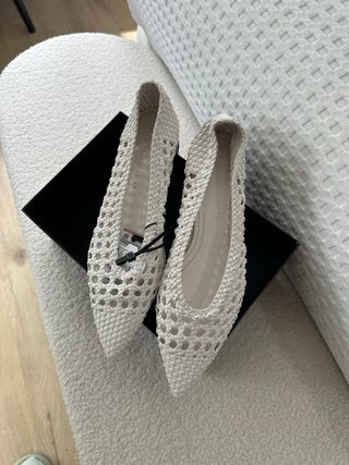 Zapatos planos Zara trenzados blancos talla 38