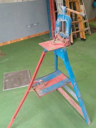Banco de trabajo lampista trípode