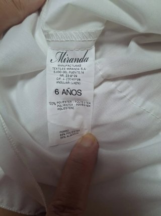 Vestido blanco niña