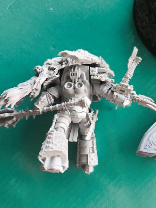 Horus Ascendido Forge World Warhammer 30k