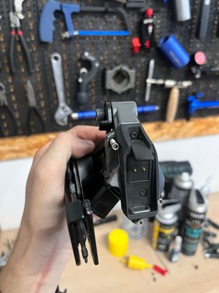 Desviador SRAM Rival AXS (com defeito)