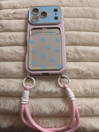 Funda iPhone 17 Pro con Tarjetero y Cuerda