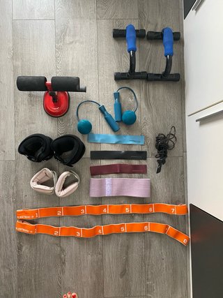 Lote Gimnasio: Bicicleta, Banco y Pesas