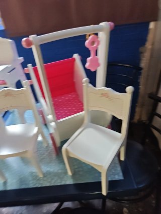 Muebles infantiles Miyo: cuna, trona, silla