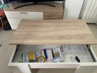 Mueble TV con estanterías y mesa elevable
