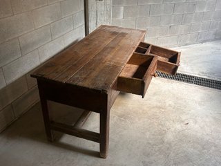 Tavolo da lavoro rustico vintage in legno