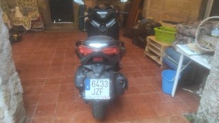 Yamaha X-MAX 300 ABS marrón y plata