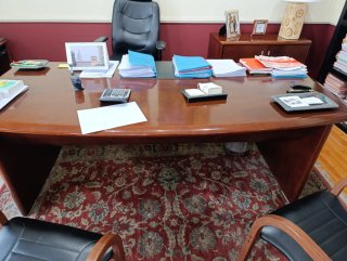 Escritorio profesional de madera
