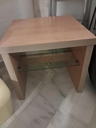 Mesa auxiliar madera y cristal