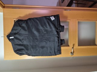 Chaqueta Adidas acolchada negra