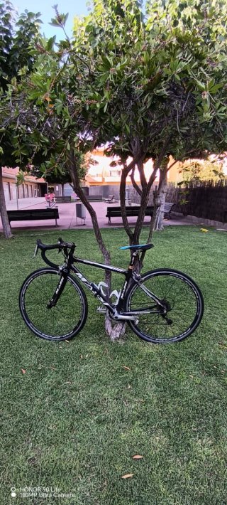 Bicicleta de carretera Massi