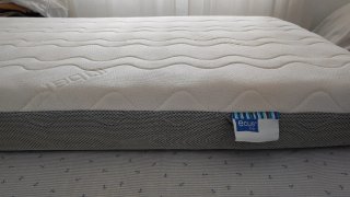 Maxicuna convertible en cama 70x140. Está perfecta