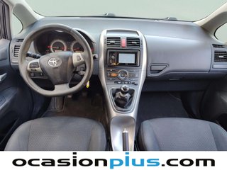 Toyota Auris 1.6 VVT-i Active 97 kW (132 CV)