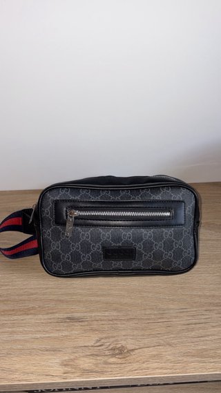 Riñonera Gucci Negra y Gris