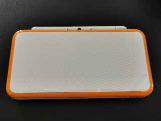New Nintendo 2DS XL Bianco Arancione Box