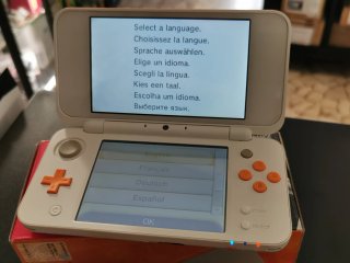 New Nintendo 2DS XL Bianco Arancione Box