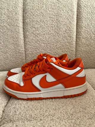 Nike Dunk Low Naranja y Blanca