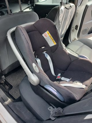 2 x Plataformas Isofix EasyFix + silla