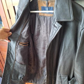 Chaquetón de cuero Cortefiel caballero Talla M