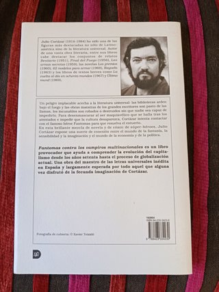 Fantomas contra los vampiros multinacionales