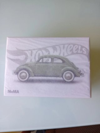 Hot Wheels MoMA VW Beetle Tipo 1 Sedán