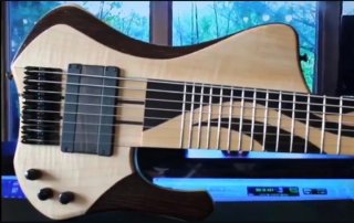 Bajo MG Bass New Extreman USA custom de 8 cuerdas