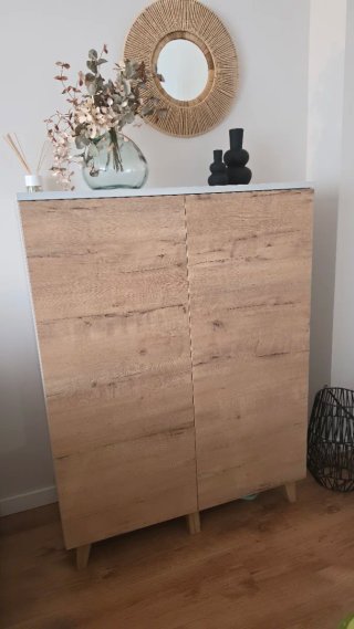 Mueble TV y aparador madera, color roble y blanco.
