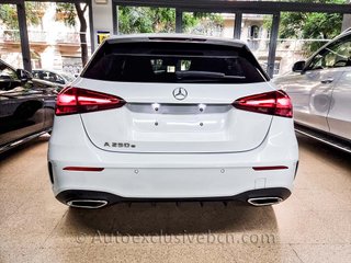 MERCEDES A 250e AMG NIGHT 💎218 c.v | 0 Emisiones