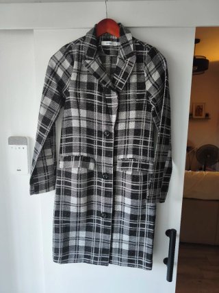 Abrigo cuadros talla XS nuevo