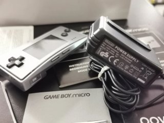 Game Boy Micro Silver Boxata