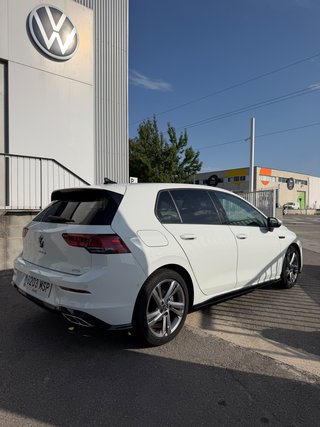 Volkswagen Golf 2024