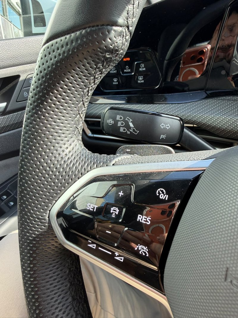 Volkswagen Golf 2024, foto 16