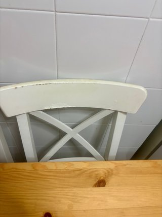 Mesa de cocina y 4 sillas