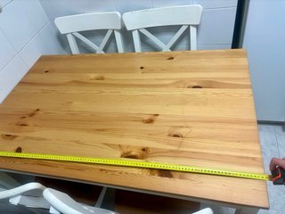 Mesa de cocina y 4 sillas