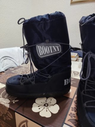 Botas de nieve BOOTNY negras/azules
